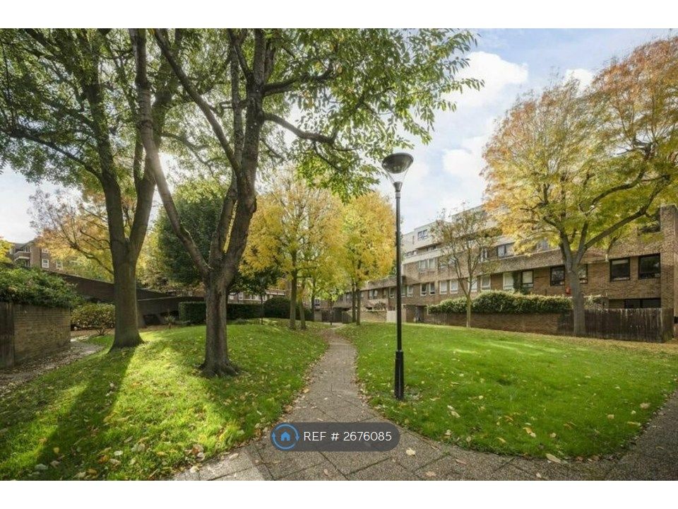 Property photo 2 of 32