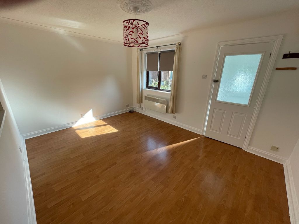 Property photo 2 of 6 Living Room