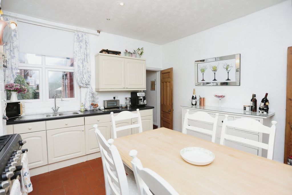 Property photo 3 of 19 Picture No. 26