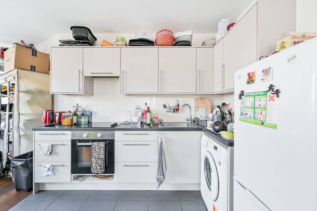 Property photo 1 of 50