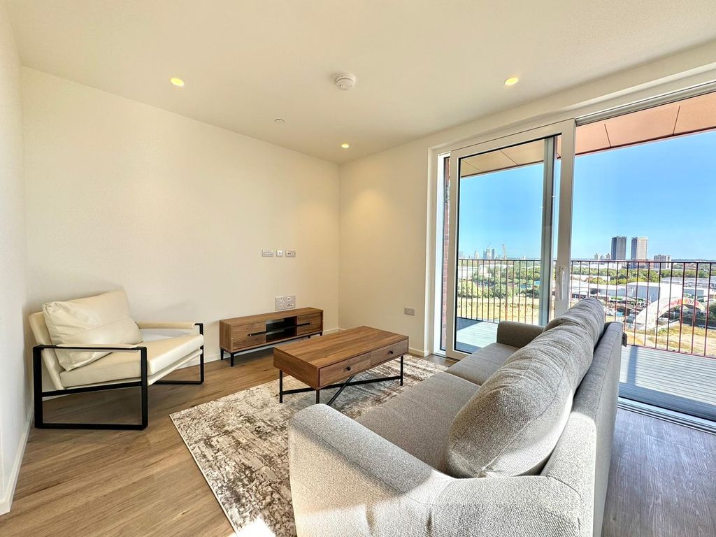 Property photo 2 of 15 Gallery