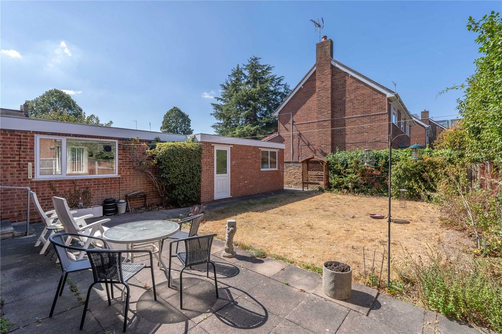 Property photo 2 of 10 Picture No. 44