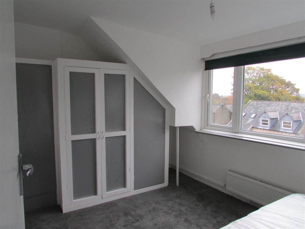 Property photo 2 of 12 Img_5596.Jpg