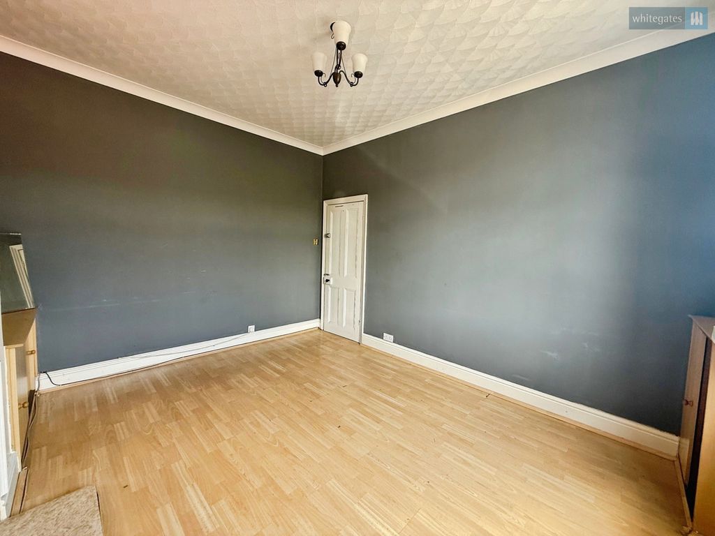 Property photo 3 of 15 Pbox-Img.Jpg