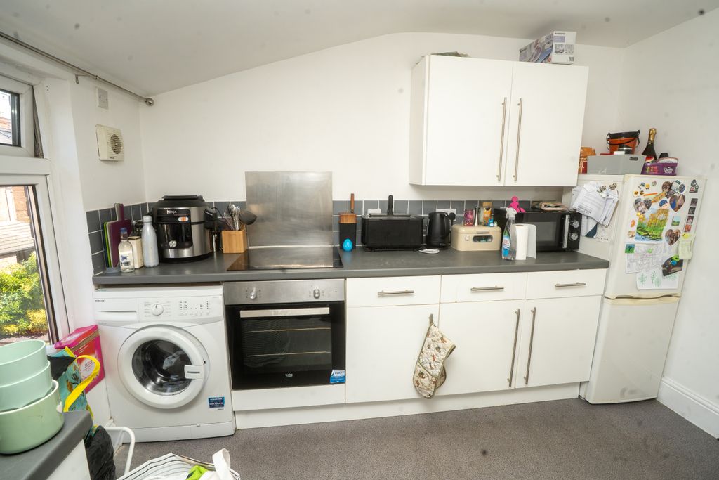 Additional image 9 of 2 bed flat for saleCatherine Street, Chester CH1