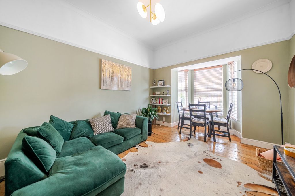 Property photo 1 of 11 Picture No. 14