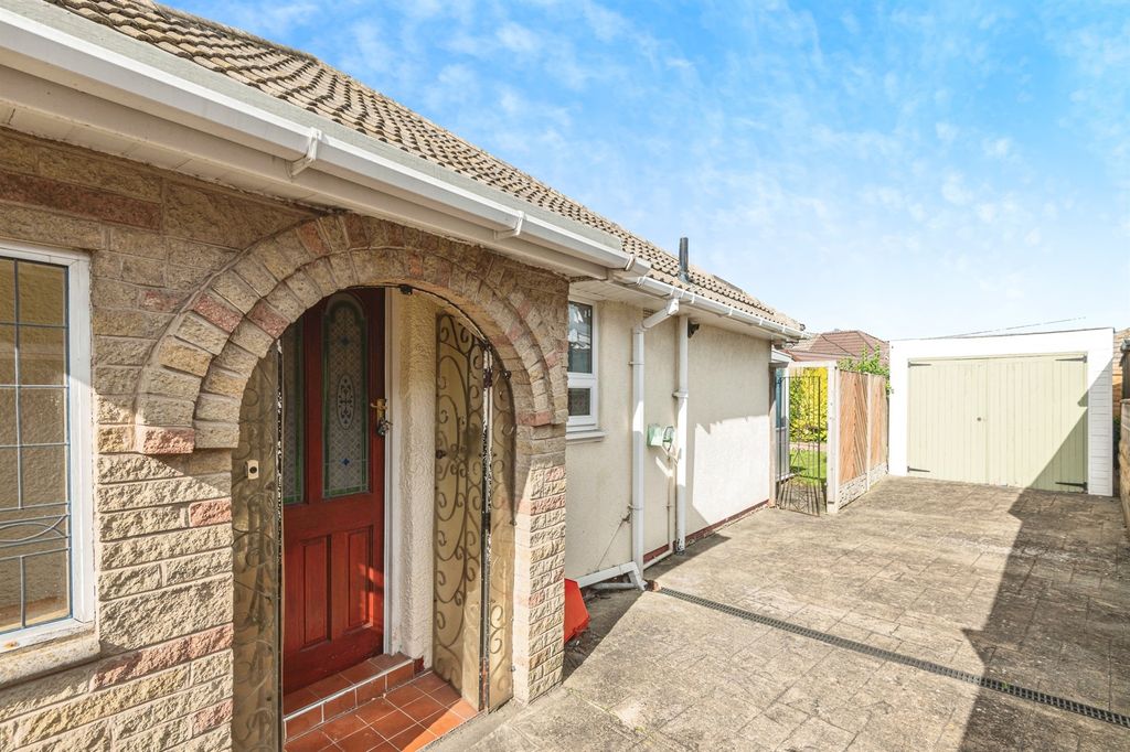 Property photo 1 of 14