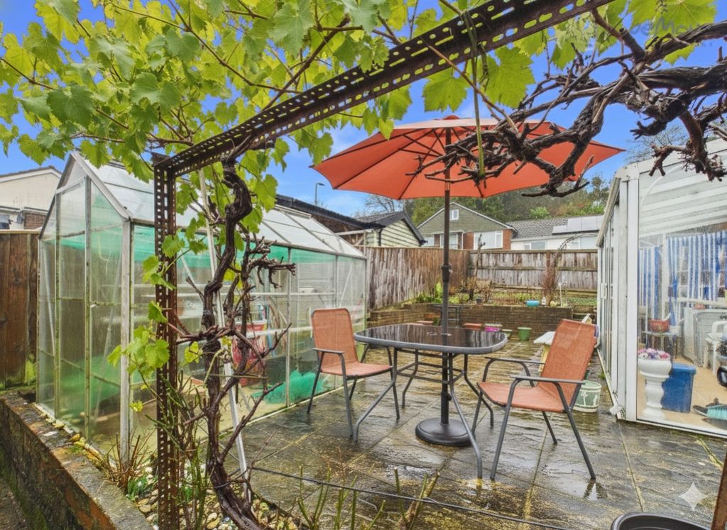 Property photo 3 of 19 Patio