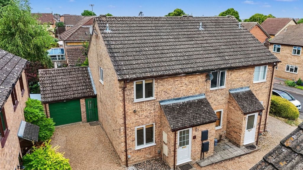 Property photo 1 of 11