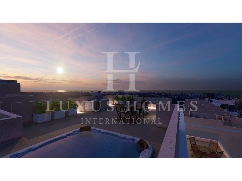 Property photo 2 of 31