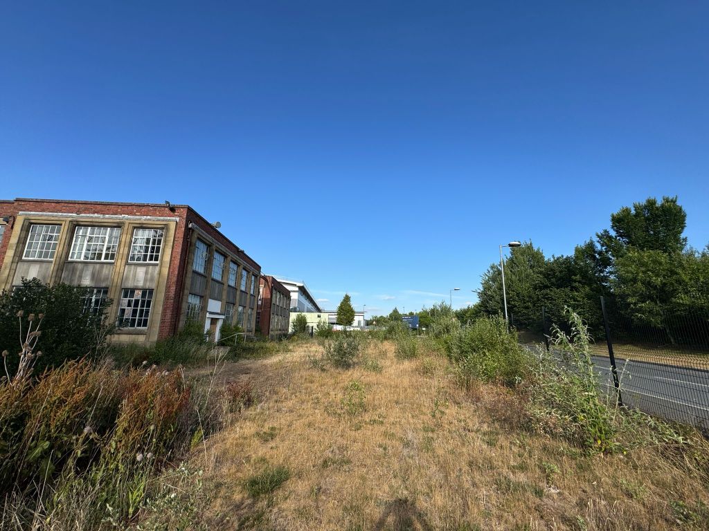 Property photo 1 of 1