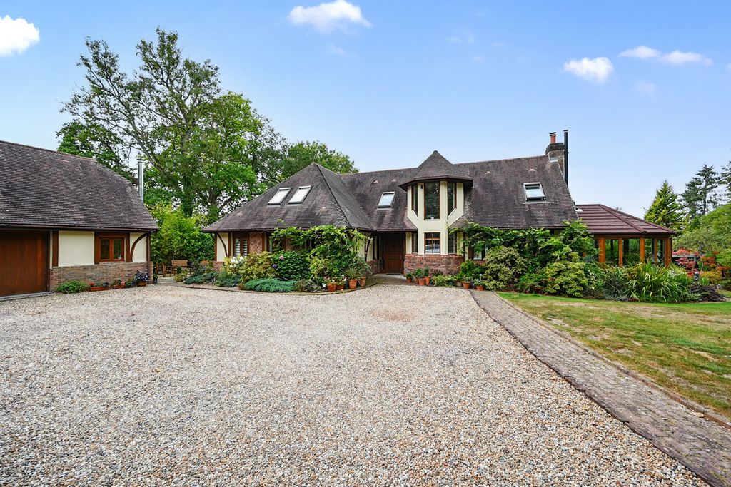 Property photo 2 of 29