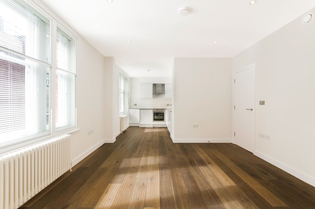 Property photo 1 of 14 969102
