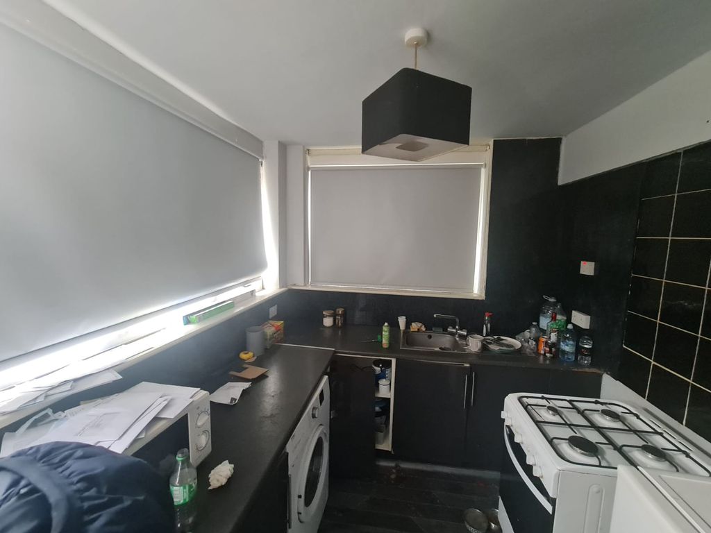 Property photo 1 of 4