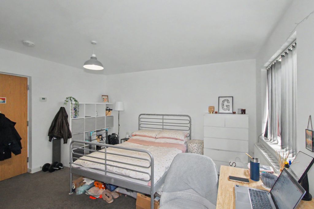 Property photo 2 of 4