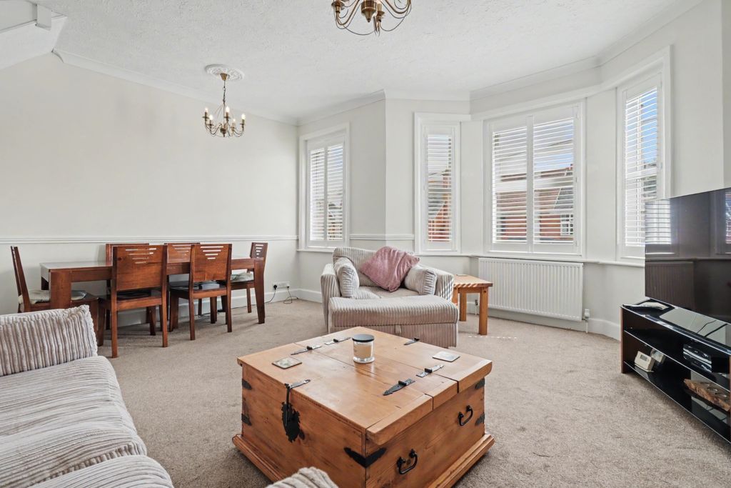 Property photo 3 of 13 Sitting Dining Room