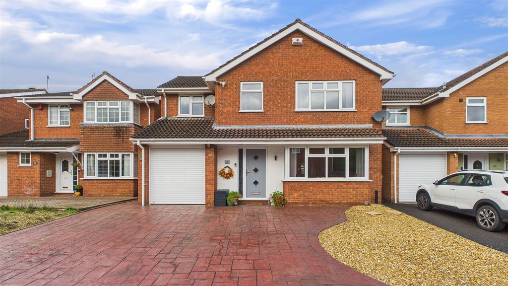 Property photo 2 of 31 Cam05101G0-Pr0097-Still002.Jpg