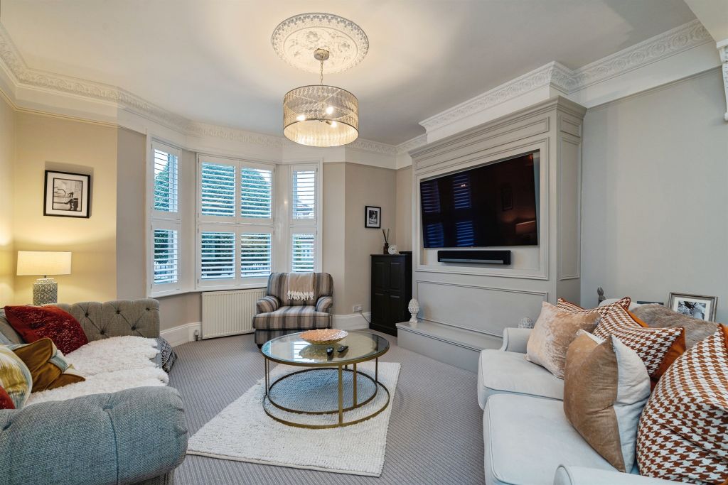 Property photo 3 of 21