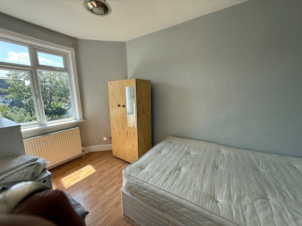 Property photo 2 of 2