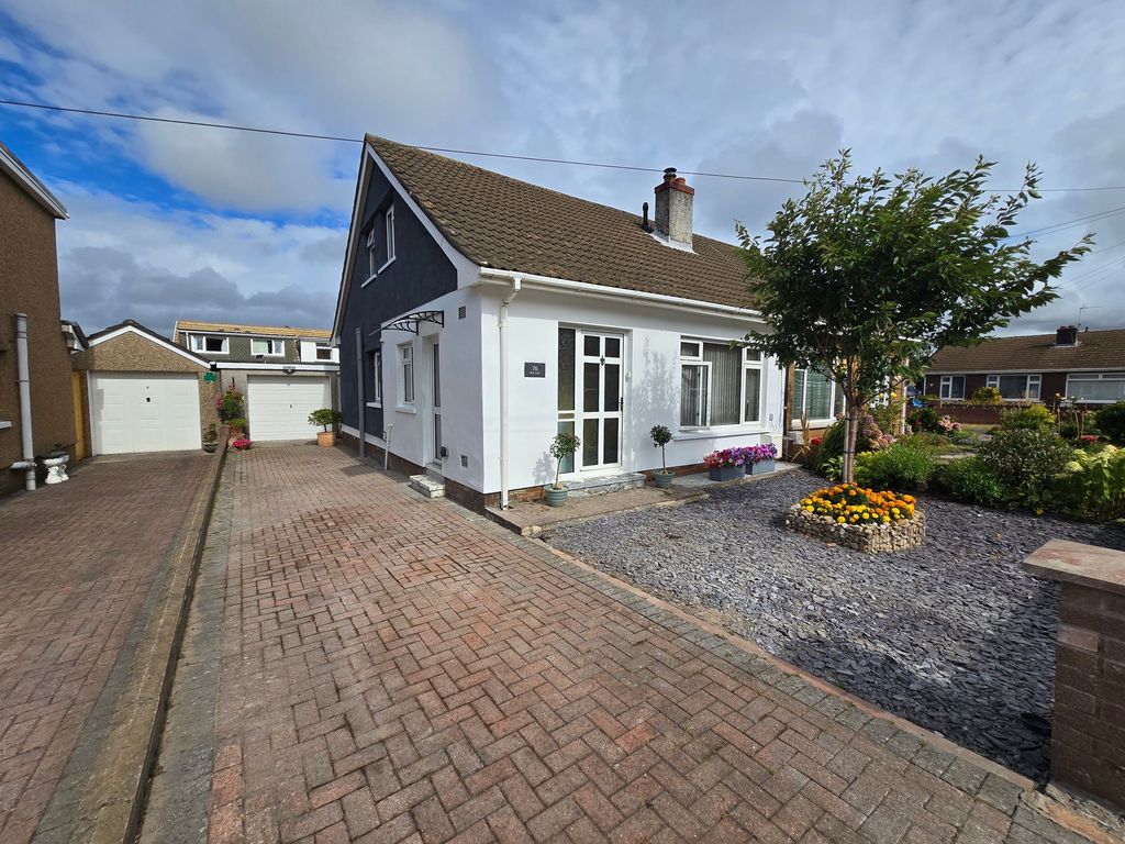 Property photo 1 of 29