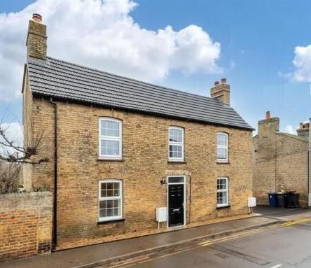 Property photo 1 of 11 Front CM.Jpg