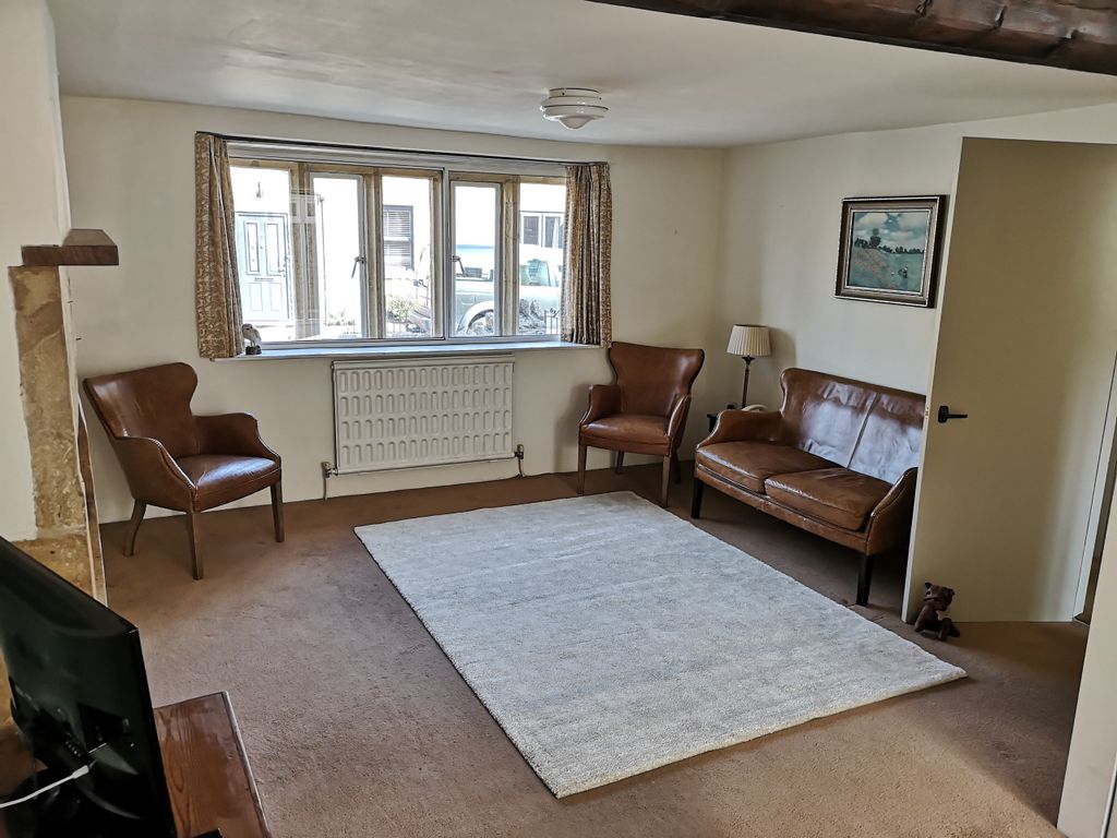 Property photo 2 of 15 Sitting Room Photo-New