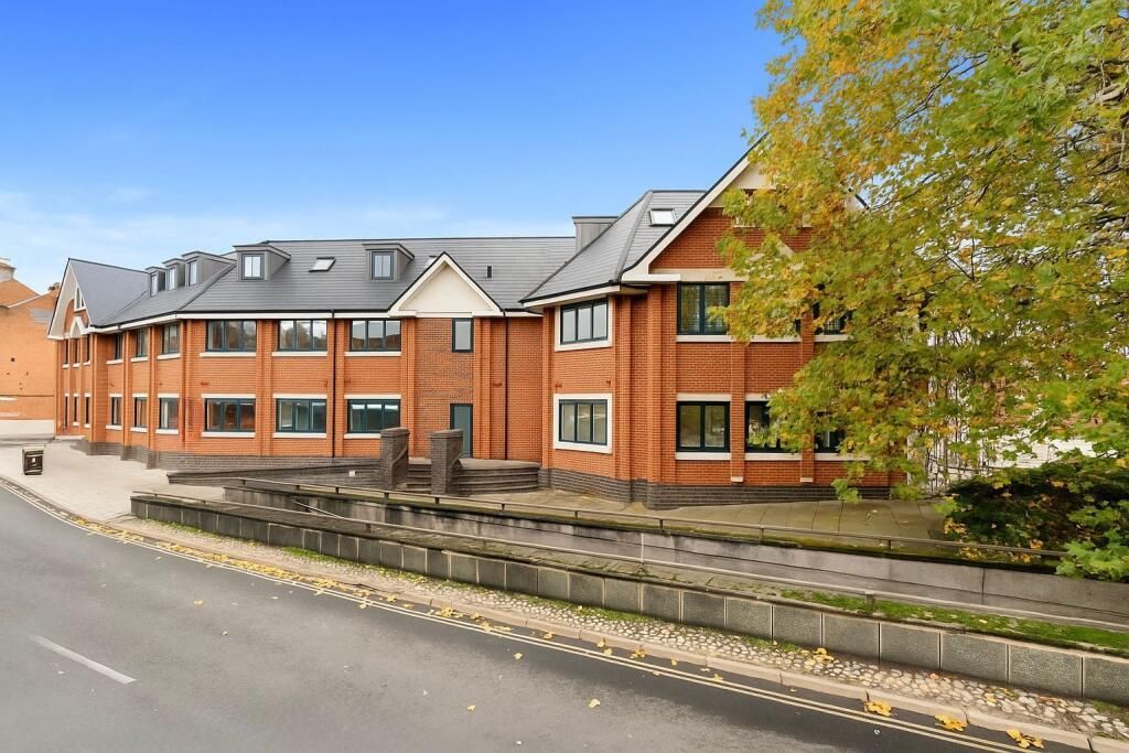 Property photo 1 of 10 Headgate