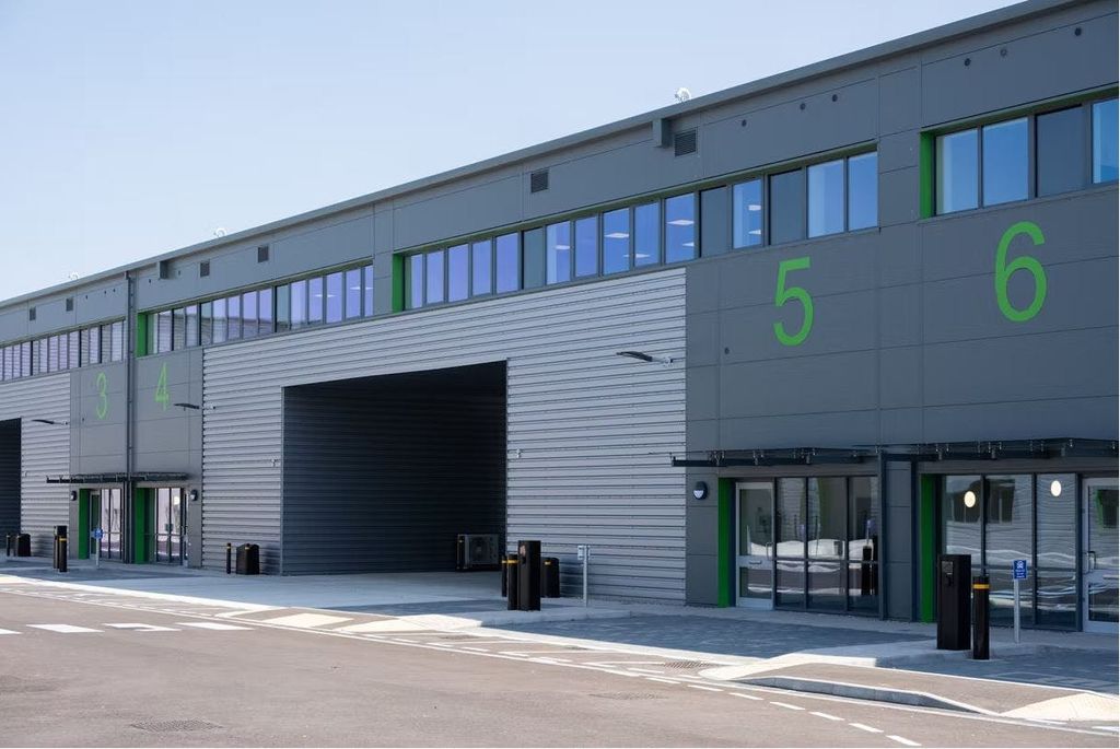 Property photo 1 of 11 Dagenham  Dagenham Logistics Hub 3 4 5 6.Jpg