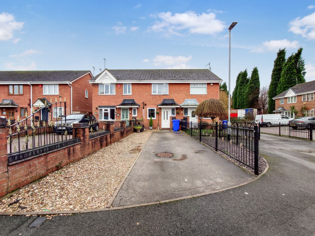 Property photo 1 of 27