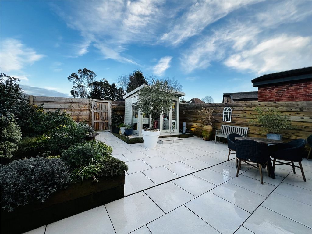 Property photo 2 of 12 Picture No. 03