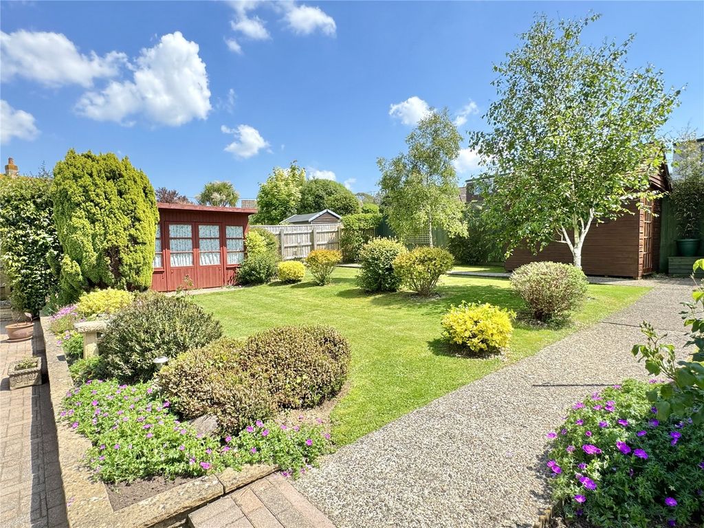 Property photo 2 of 21 Picture No. 04