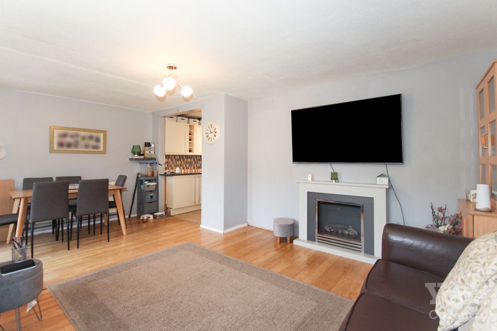 Property photo 3 of 20 Img_9272