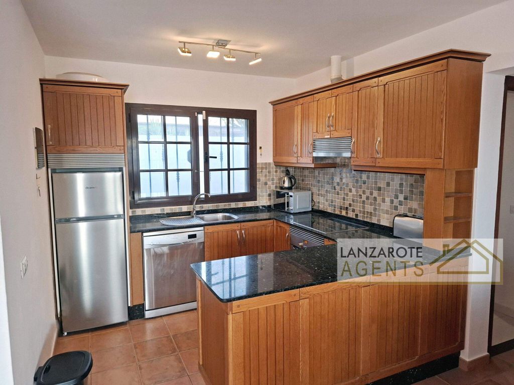 Property photo 3 of 28