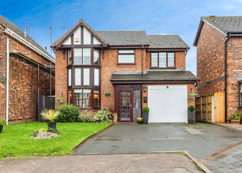 Property photo 1 of 17