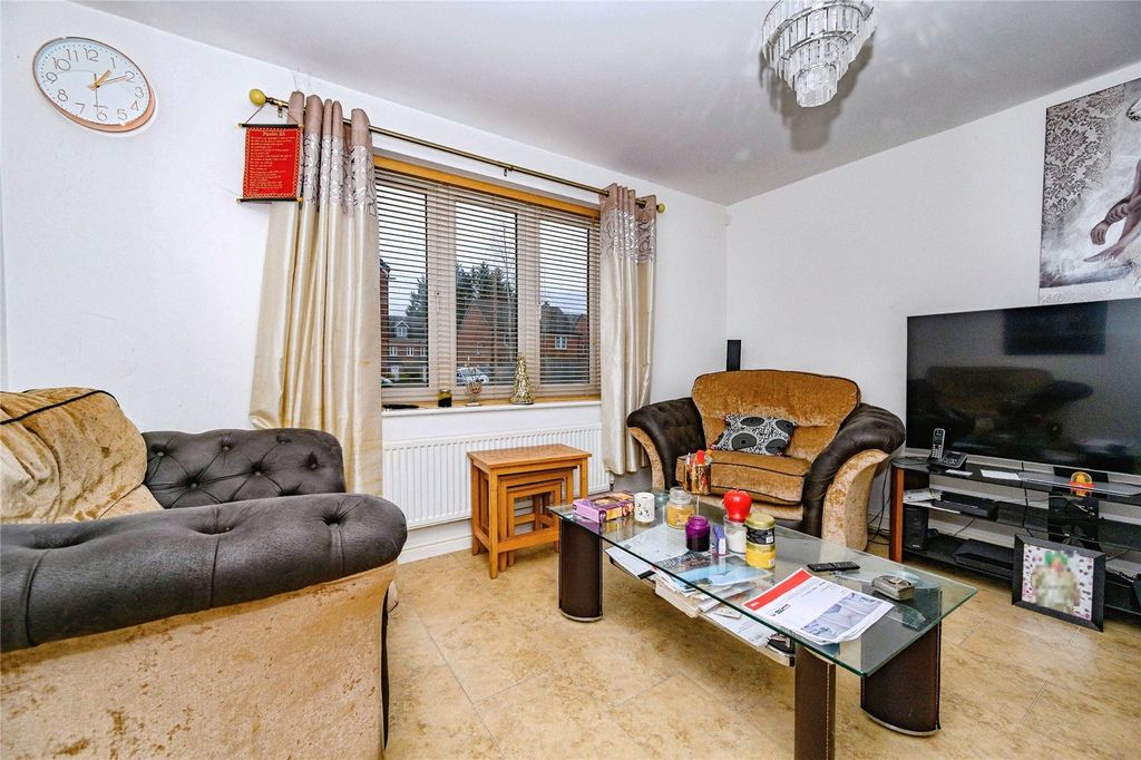 Property photo 2 of 19 Picture No. 22