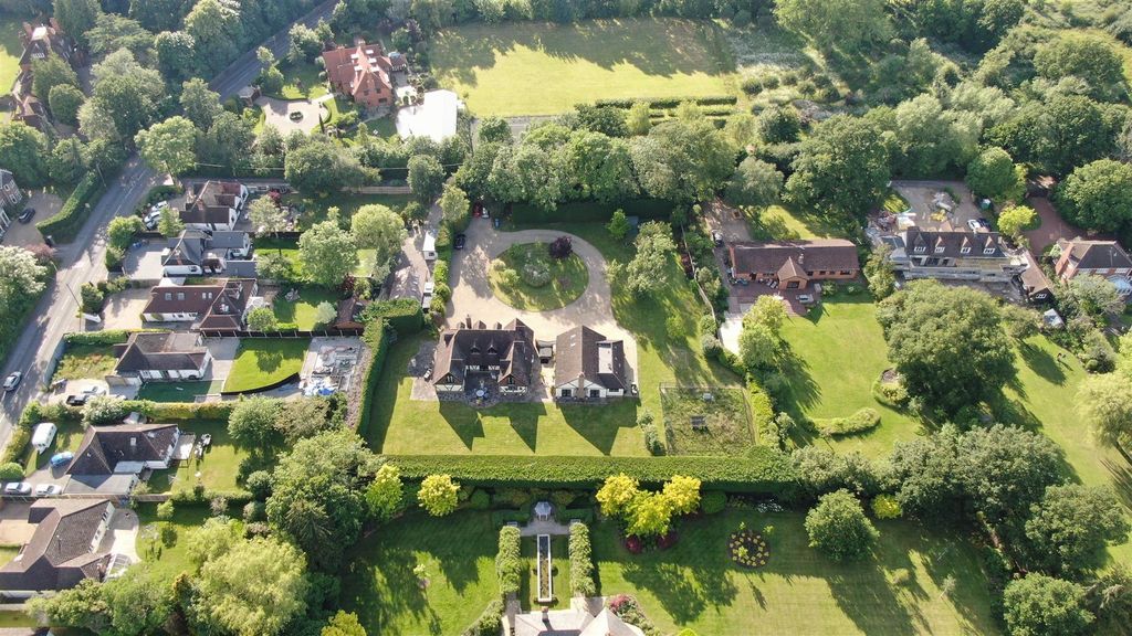 Property photo 1 of 31 Dji_0326.Jpg