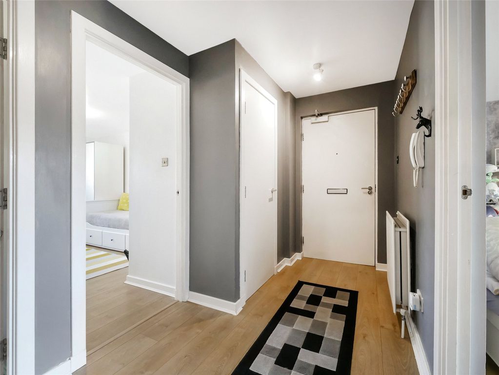 Property photo 3 of 17 Picture No. 04