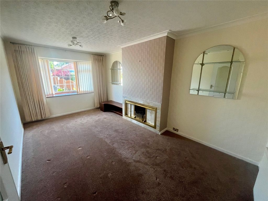 Property photo 2 of 14 Living Room