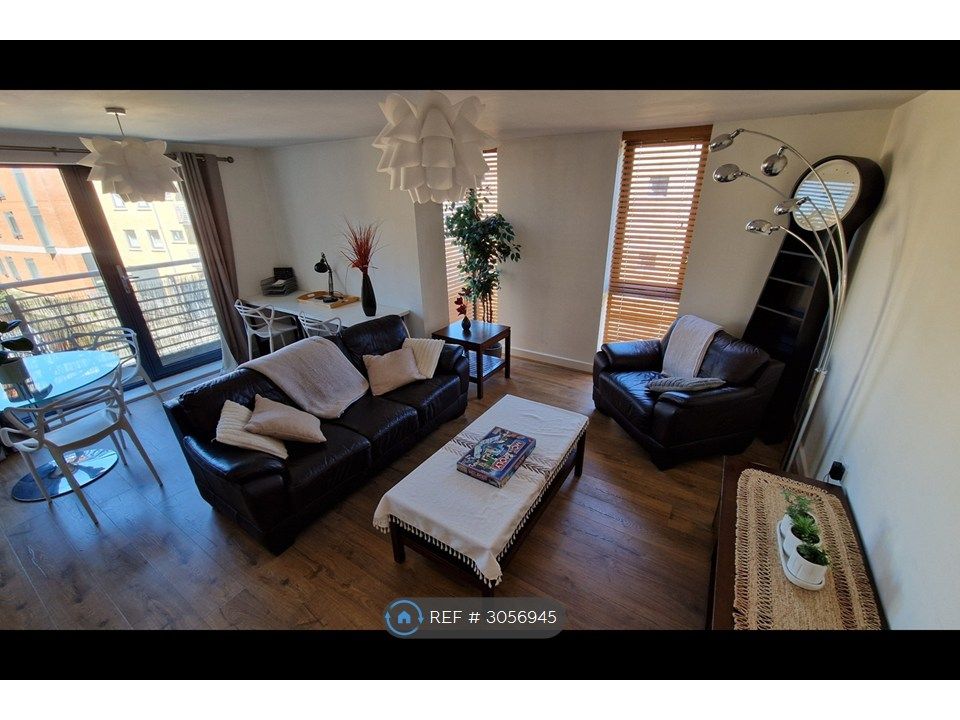 Property photo 2 of 21