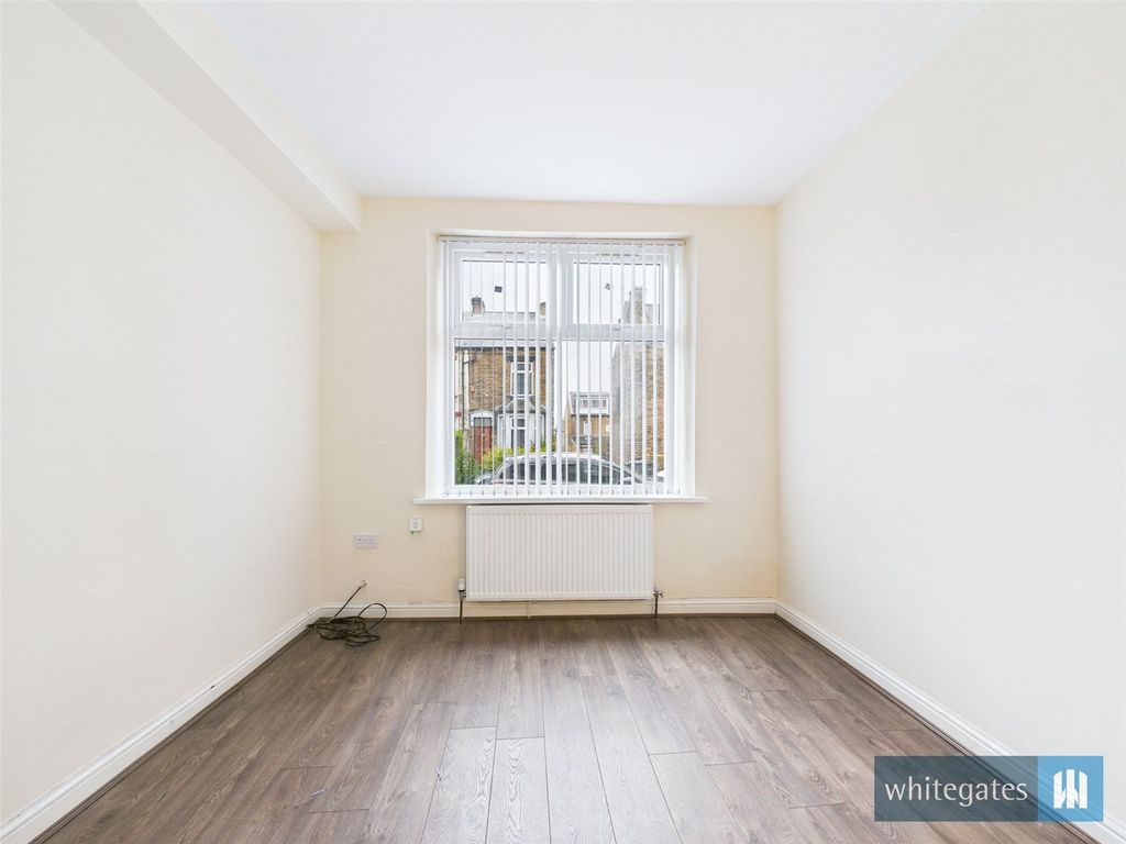 Property photo 2 of 10 Picture No. 03