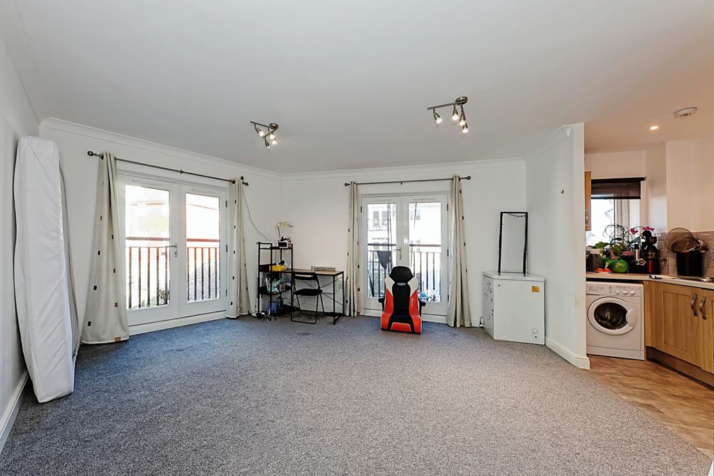 Property photo 3 of 15 Photography