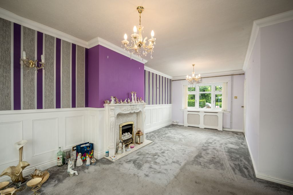 Property photo 3 of 27 03