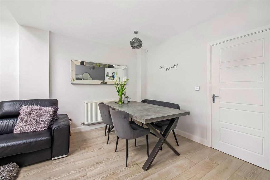 Property photo 3 of 15 Reception Room