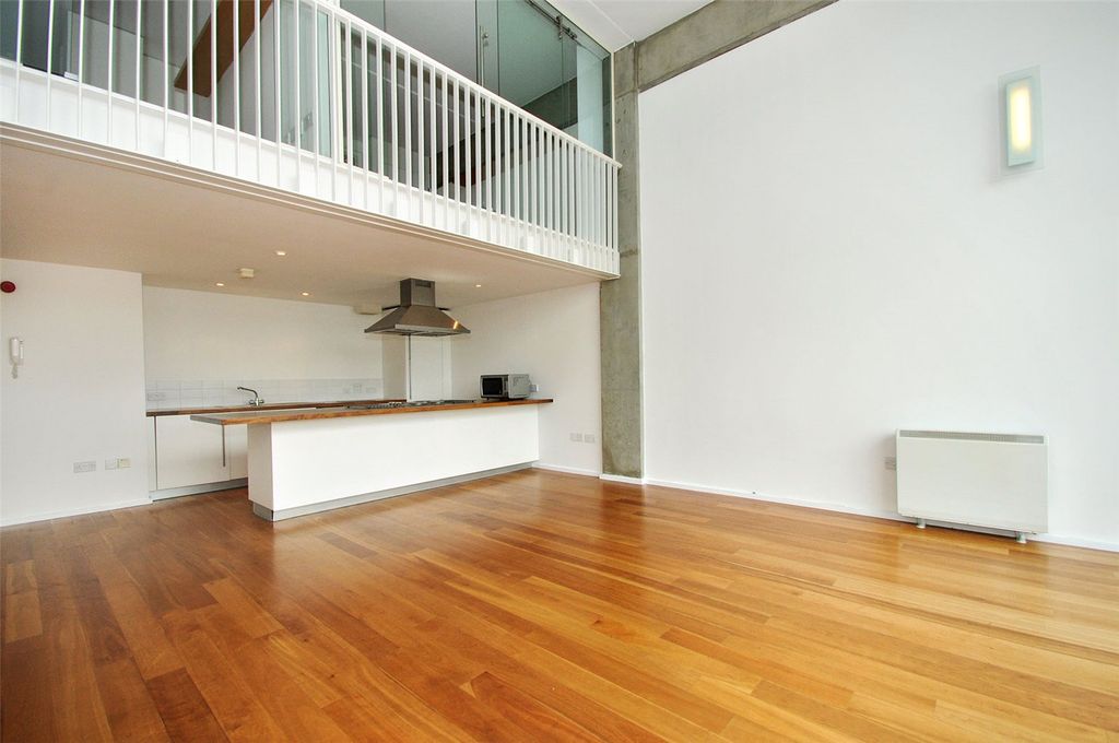 Property photo 1 of 8 Picture No. 07