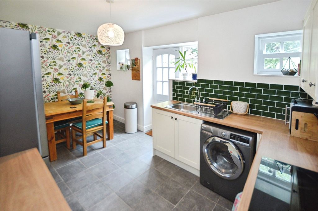 Property photo 2 of 18 Picture No. 02