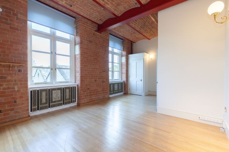 Property photo 2 of 10 237700