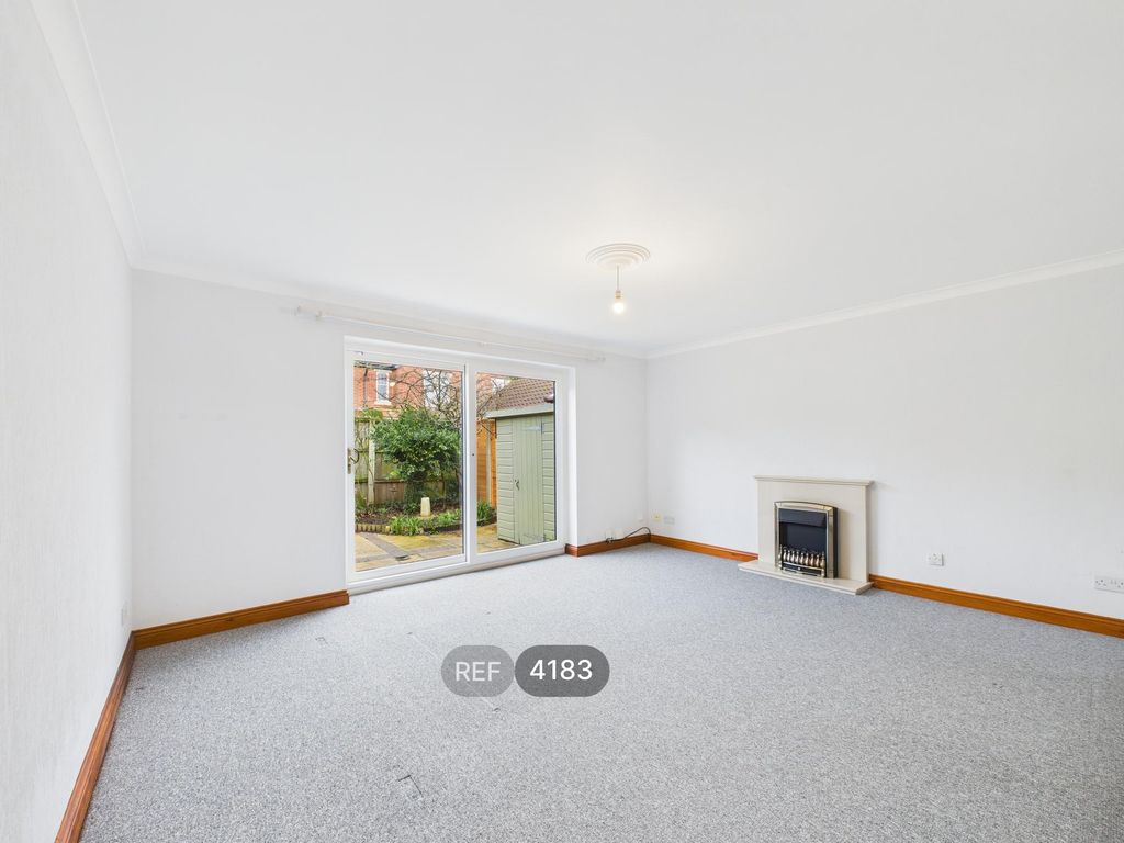 Property photo 2 of 12 Living Room