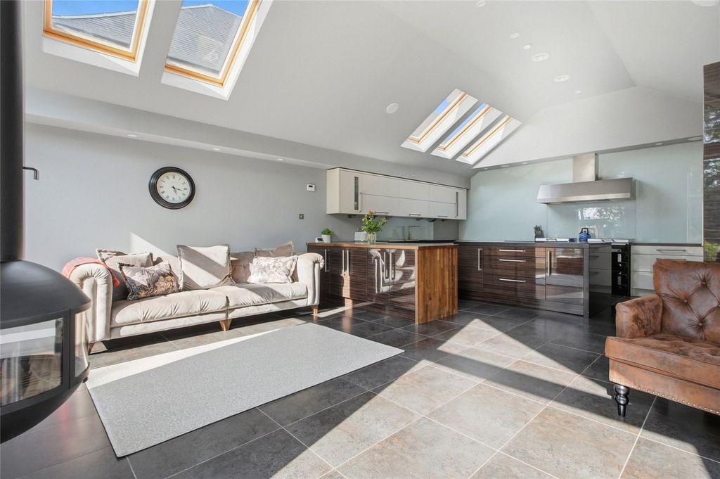 Additional image 9 of 4 bed detached house for saleLymekilns, 6 Wellknowe Road, Thorntonhall, Glasgow G74