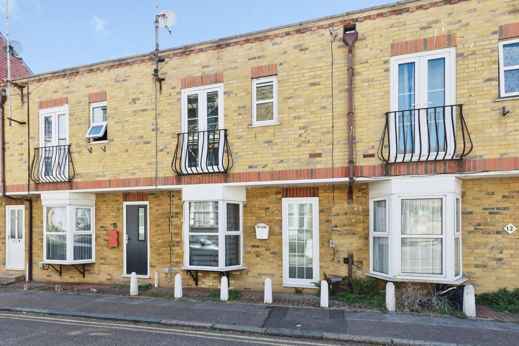 Property photo 1 of 19 Pbox-Img.Jpg
