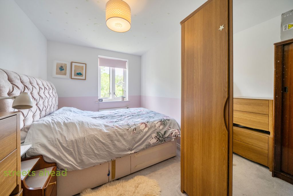 Property photo 2 of 15 Ec9Ec1F3-B15A-4B3...